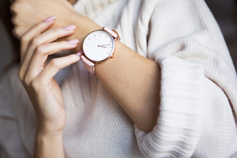 Accessories: 6 rosé gold watches to gift