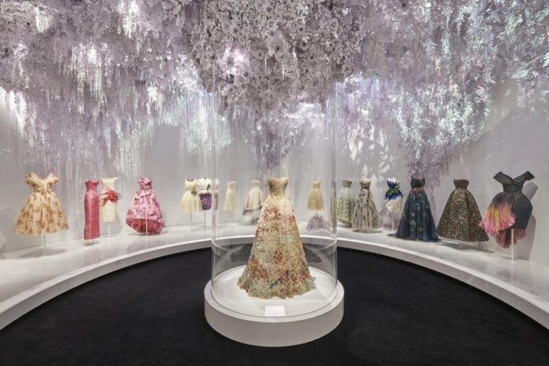 “dior: designer of dreams”: all about the new maison exhibition in london