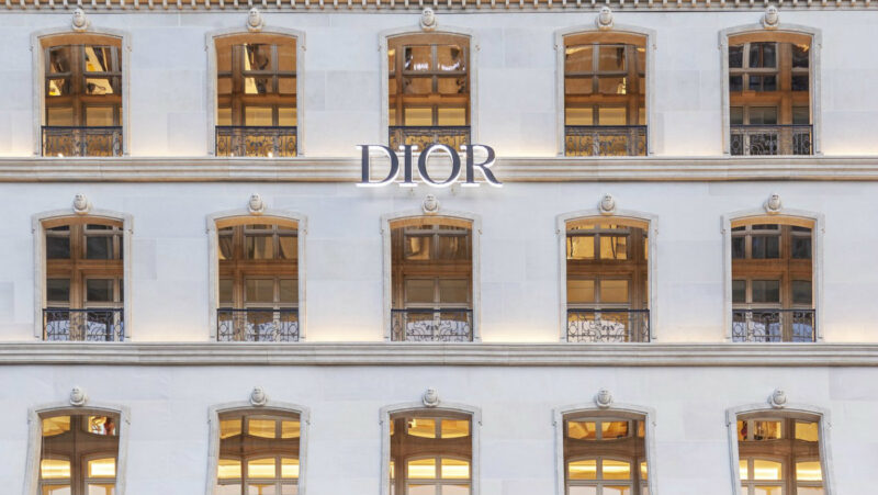 Dior abre loja na icônica champs elysées