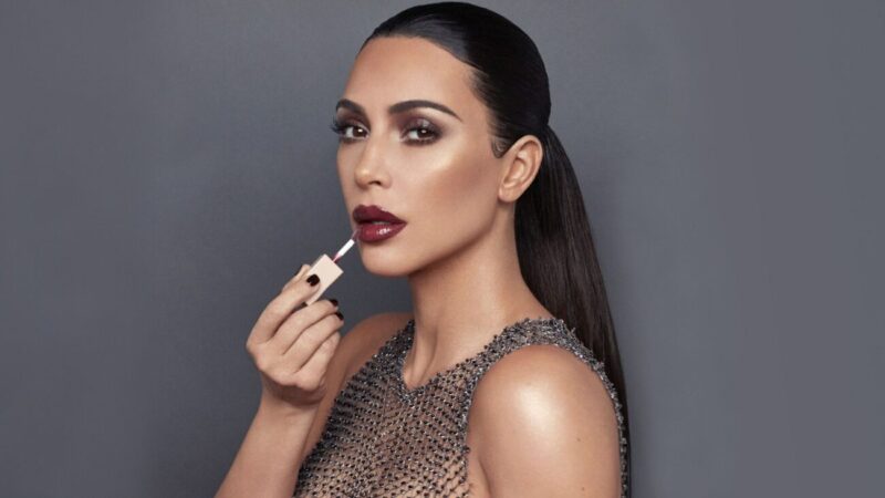 A kkw beauty lança coleção especial e traz uma superdose de glamour o natal