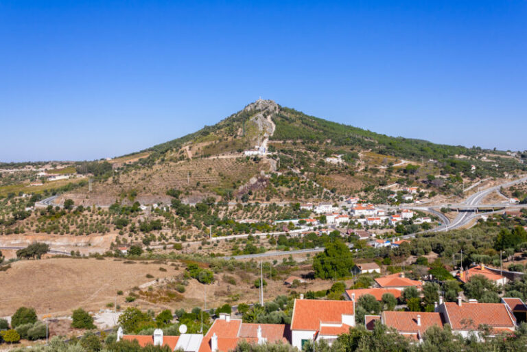 Descubra a serra de são mamede, no nordeste do alentejo