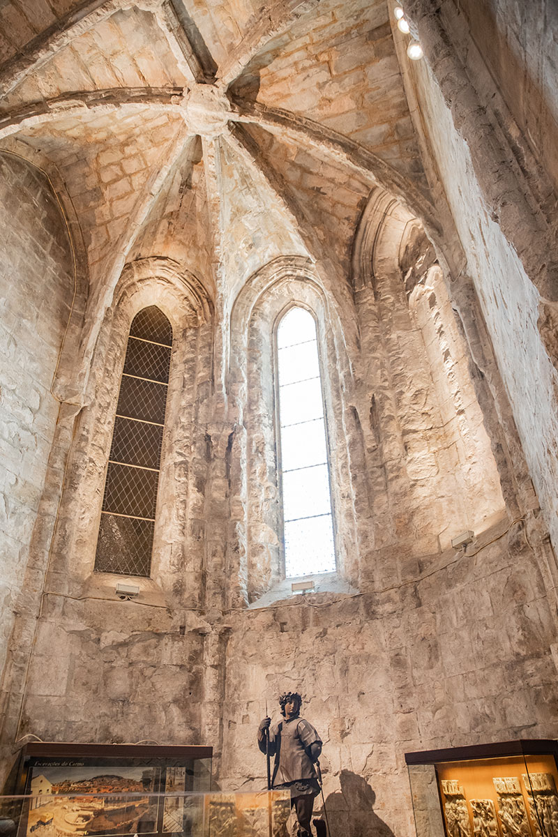 Igreja e museu arqueológico do carmo, um espaço de contemplação e história