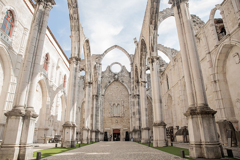 Igreja e museu arqueológico do carmo, um espaço de contemplação e história