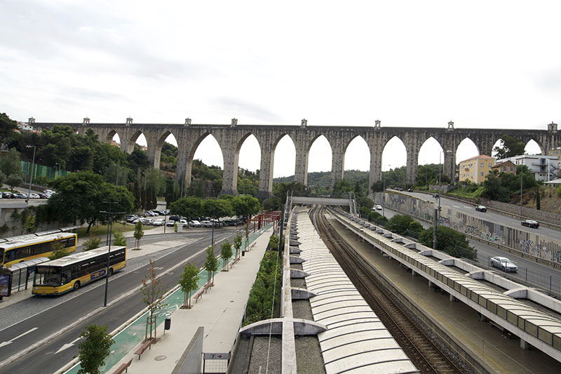 Aqueduto das Águas livres: uma grande obra da engenharia que marca a paisagem de lisboa